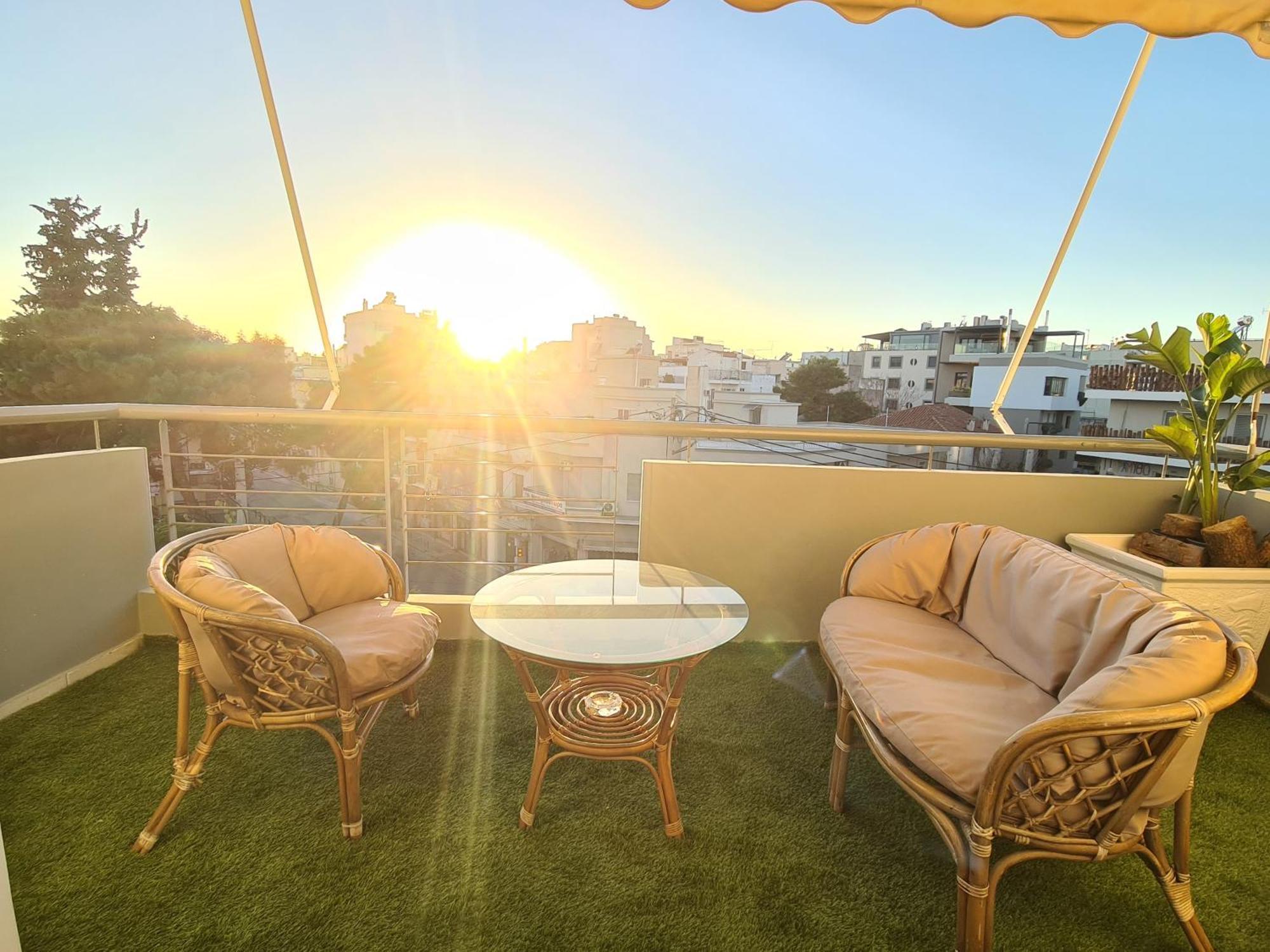 Sunny Home Private Jacuzzi Hydromassage Acropolis & Lycabettus Far View Parking 300M Metro Peristeri Афины Экстерьер фото