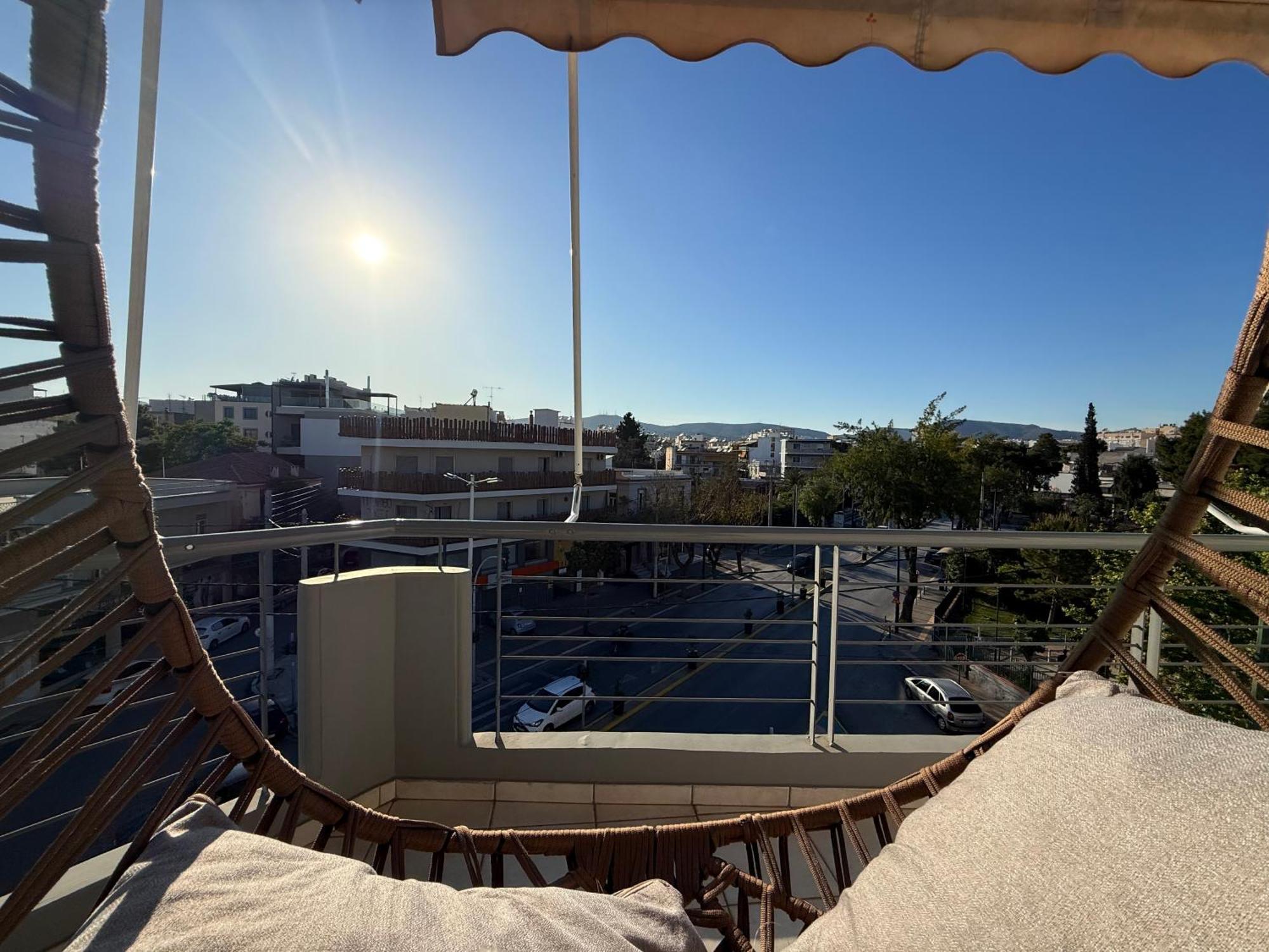Sunny Home Private Jacuzzi Hydromassage Acropolis & Lycabettus Far View Parking 300M Metro Peristeri Афины Экстерьер фото