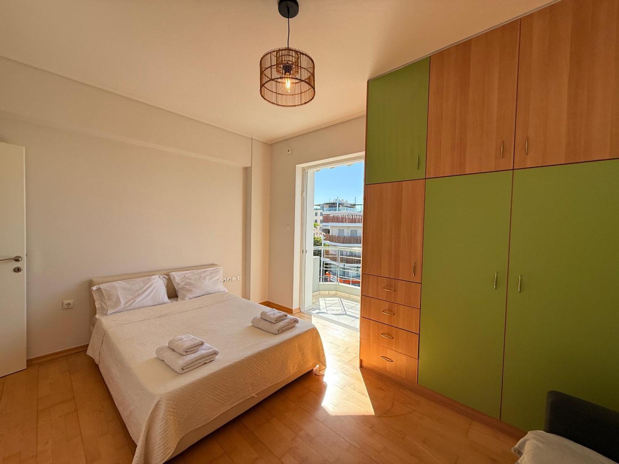 Sunny Home Private Jacuzzi Hydromassage Acropolis & Lycabettus Far View Parking 300M Metro Peristeri Афины Экстерьер фото